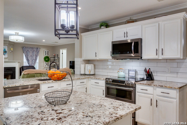 2422 Newoak Park Property Photo 11