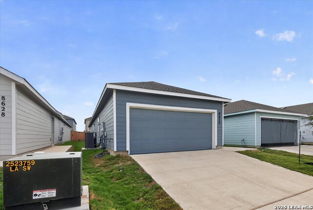 8632 Eucalyptus Hills Property Photo 6
