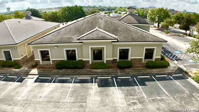 9643 Huebner Rd Property Photo 4