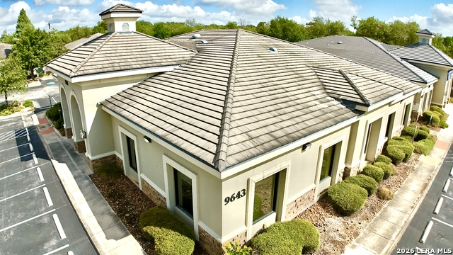 9643 Huebner Rd Property Photo 25