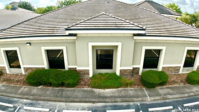 9643 Huebner Rd Property Photo 28