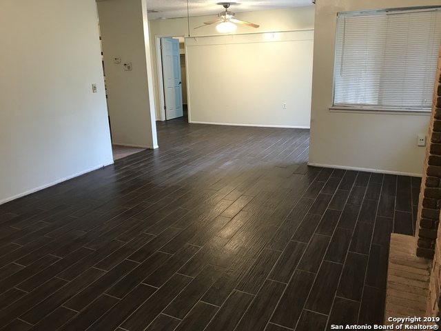 16614 Crested Butte St Property Photo 6
