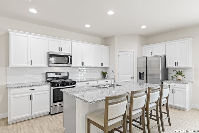 337 Aberdeen Property Photo 6