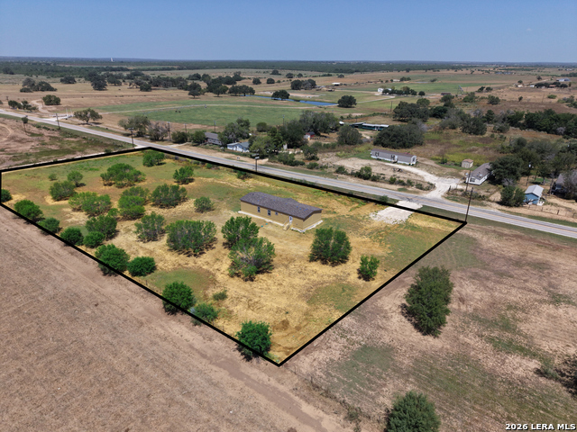 3041 Fm 1333 Property Photo 2