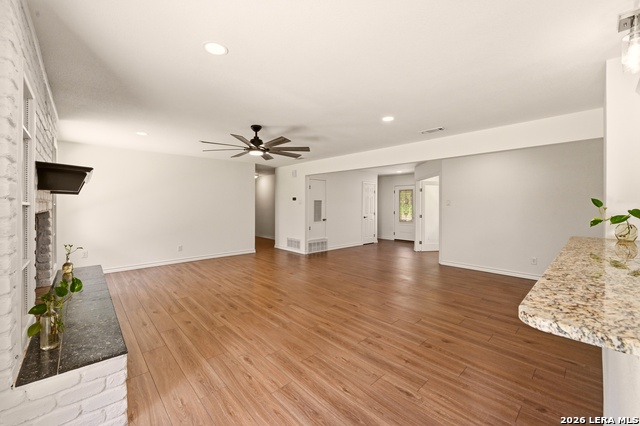 30303 Deerfield Ter Property Photo 7
