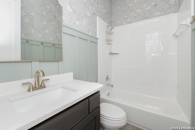 1660 Allington Park Property Photo 13