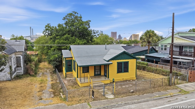 313 S Pine St Property Photo 19