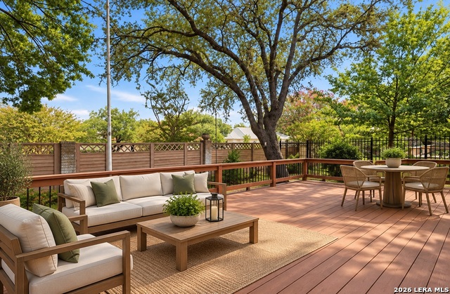 7713 Terra Mnr Property Photo 30