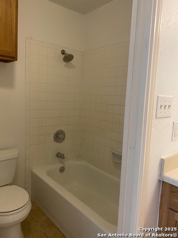 11610 Vance Jackson Property Photo 4