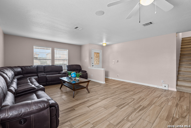3526 Carruthers Oak Property Photo 9