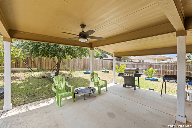3526 Carruthers Oak Property Photo 38