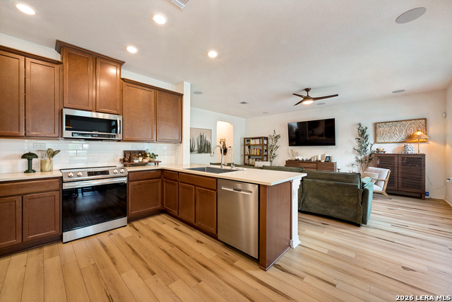 6343 Hibiscus Fls Property Photo 9