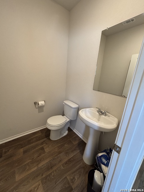 6442 Greensleeves Property Photo 5