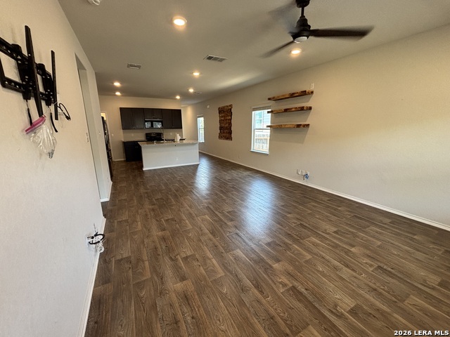 6442 Greensleeves Property Photo 10