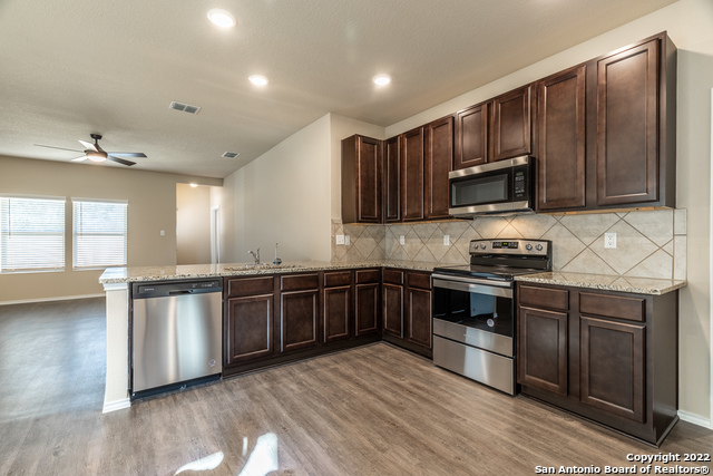 2416 Marty Way Property Photo 15