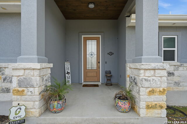 422 Cielo Vis Property Photo 3