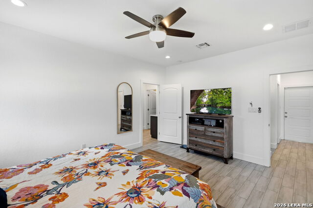 422 Cielo Vis Property Photo 14