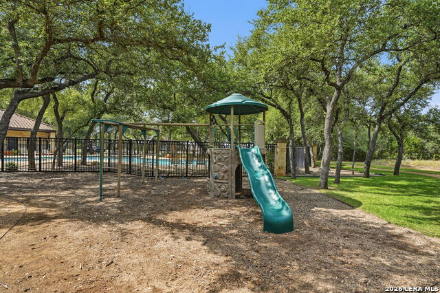 422 Cielo Vis Property Photo 40