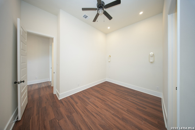 719 Dakota St Property Photo 29