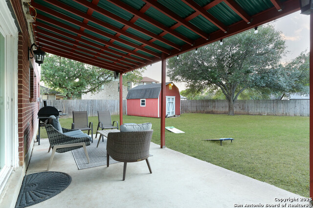 6406 Regency Ln Property Photo 32