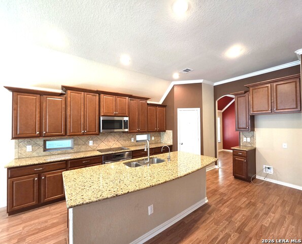261 Norwood Ct Property Photo 3