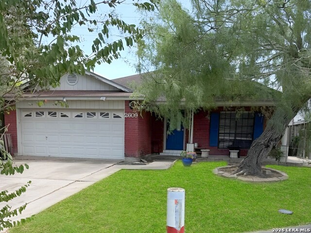 2609 Persimmon St Property Photo 1