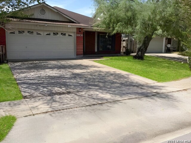 2609 Persimmon St Property Photo 2
