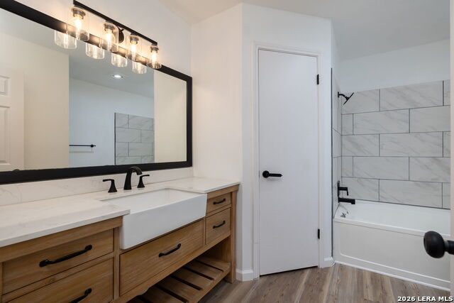 13027 Cavern Park Dr Property Photo 11