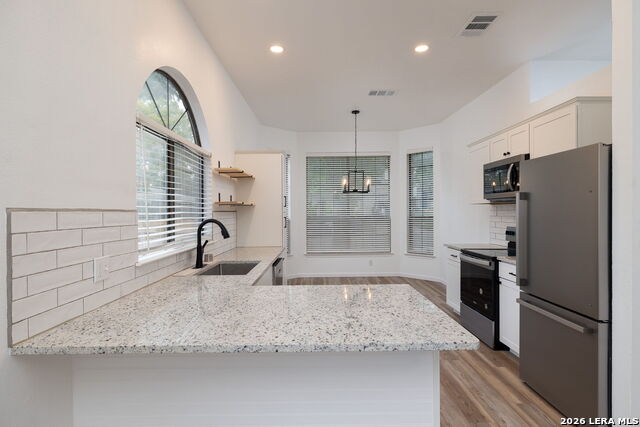 13027 Cavern Park Dr Property Photo 17