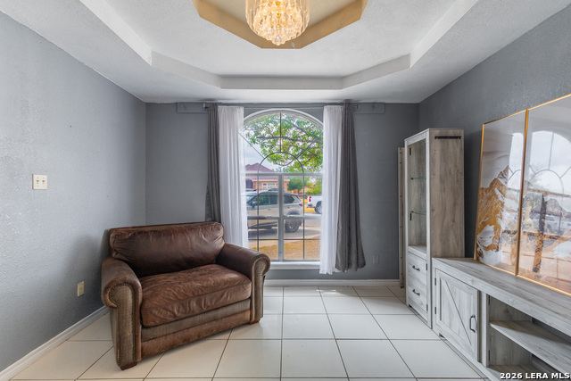 2219 Beverly Hills Blvd Property Photo 5