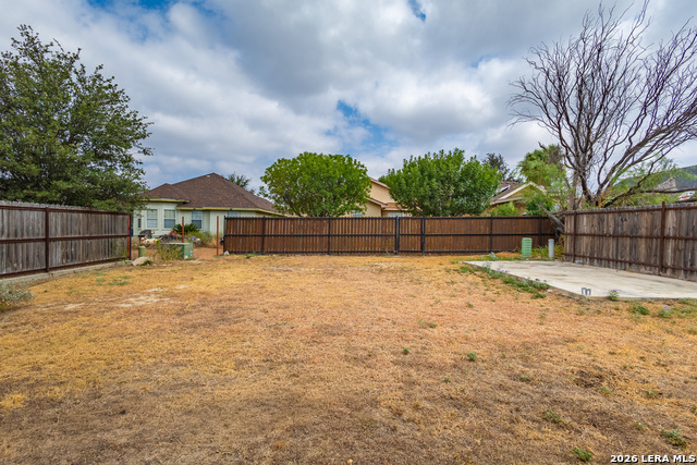2219 Beverly Hills Blvd Property Photo 24