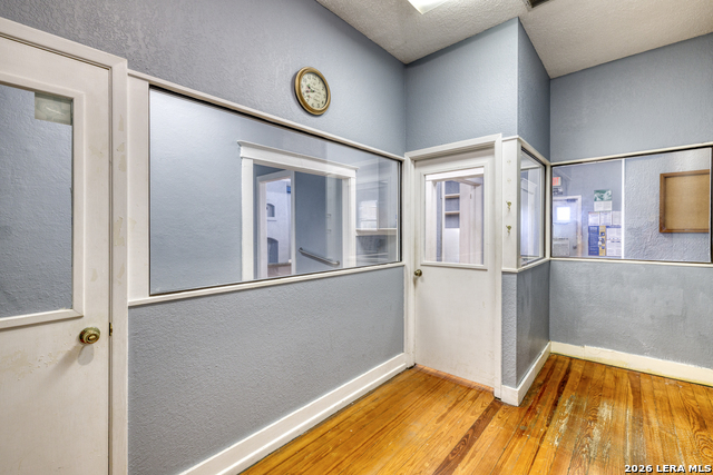 1007 N Getty St Property Photo 8
