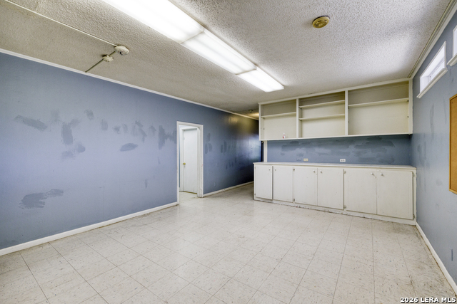 1007 N Getty St Property Photo 12