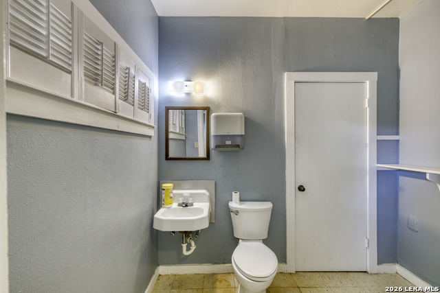 1007 N Getty St Property Photo 20