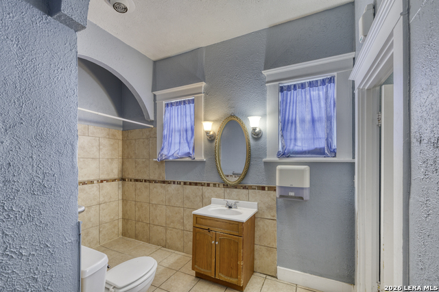 1007 N Getty St Property Photo 25