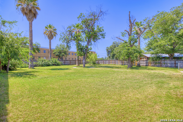 1007 N Getty St Property Photo 34