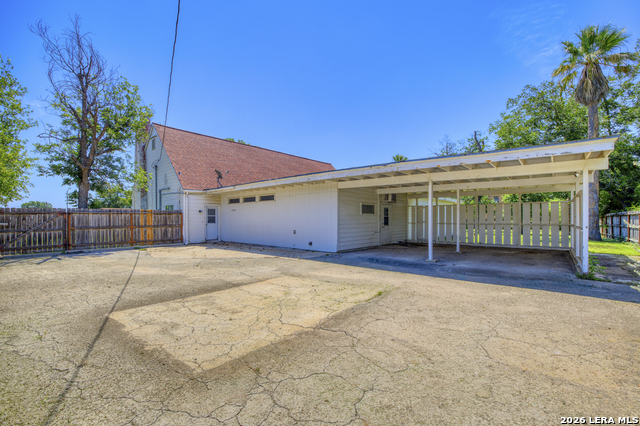 1007 N Getty St Property Photo 36