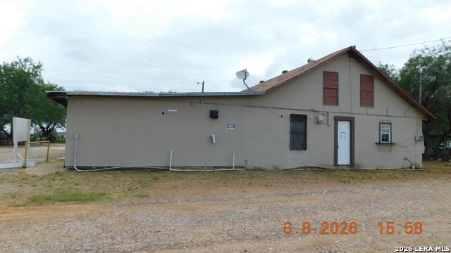 249 N Ih 35 Frontage Road Property Photo 3