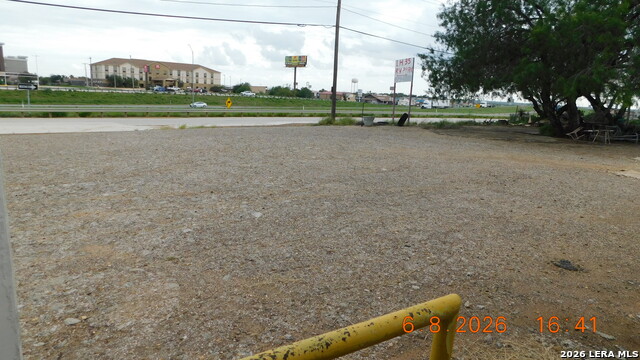249 N Ih 35 Frontage Road Property Photo 18