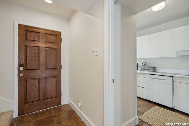 185 Terrell Rd Property Photo 6