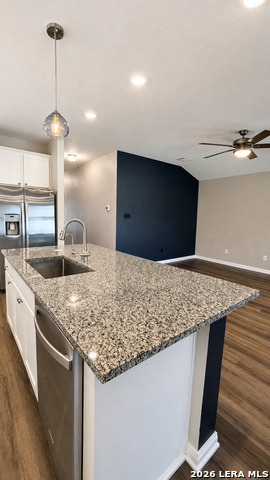 6410 Comanche Moon Property Photo 5