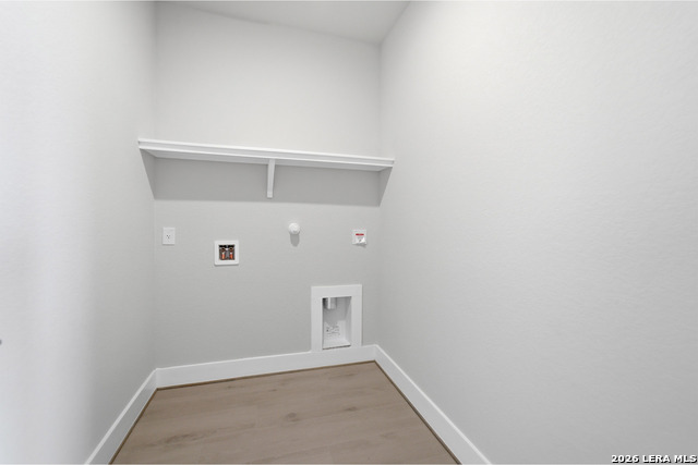 17309 Scotch Pine Dr Property Photo 9
