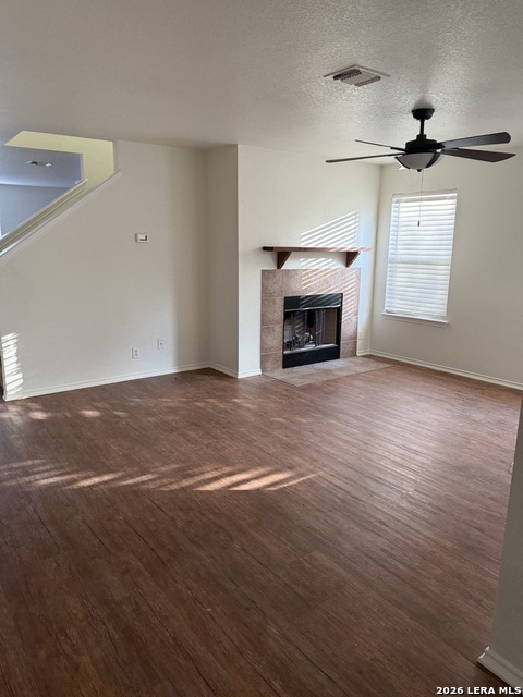 417 Hampton Cv Property Photo 3
