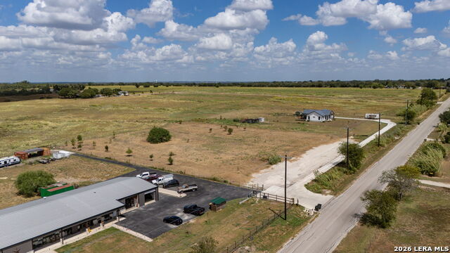11875 Ware Seguin Rd Property Photo 4