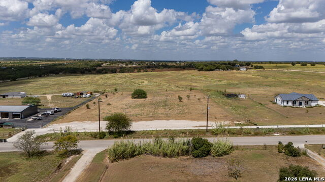 11875 Ware Seguin Rd Property Photo 5