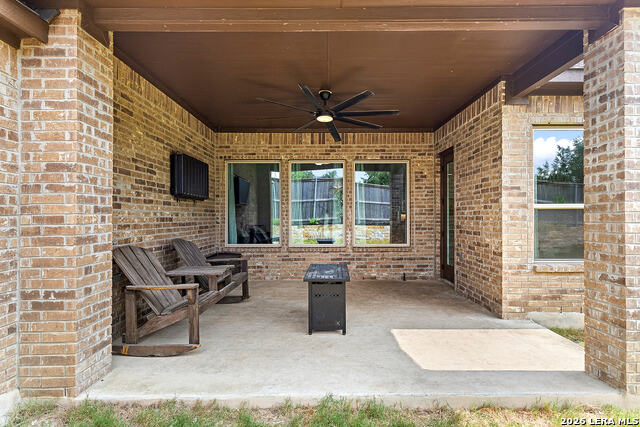 1418 Cleland Pl Property Photo 39