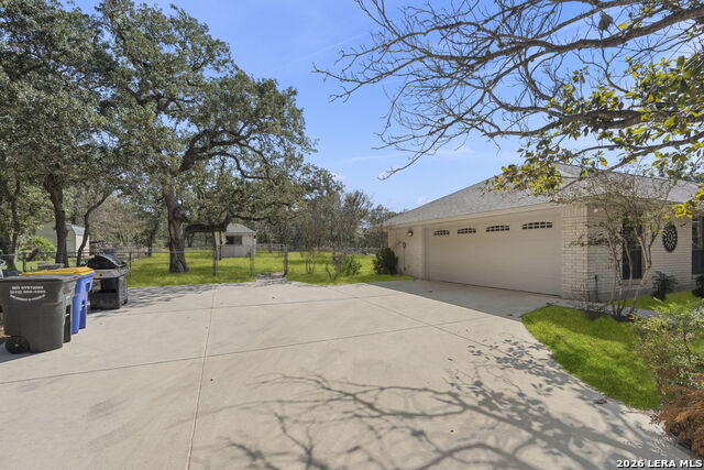 360 Bear Ridge Dr Property Photo 5