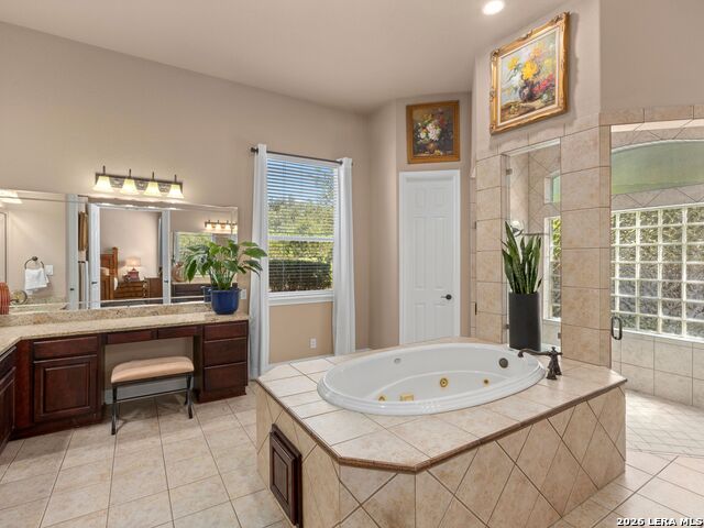 24718 Staffordshire Property Photo 33