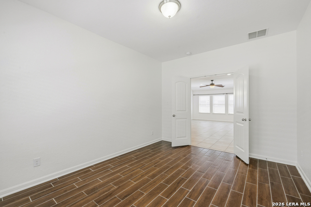 120 Pilsen Dr Property Photo 7