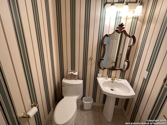 29214 Lawrence Way Property Photo 7